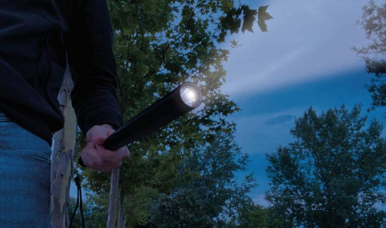 Qinux BatForce LX Billy club tactical Flashlight